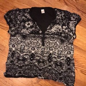 Beaded short sleeve top